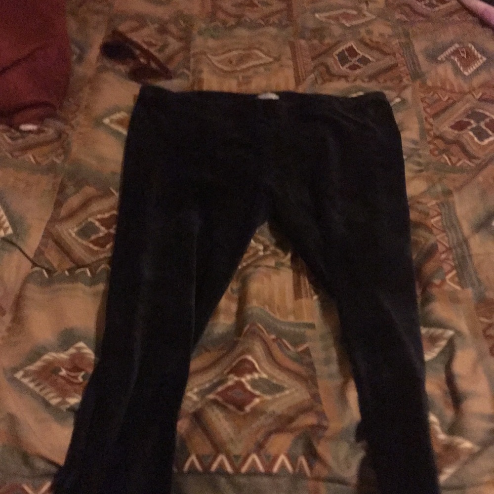 Black leggings